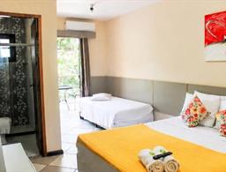 Lonier Praia Inn Flats