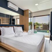 Quarto Duplo Superior com Piscina Privativa - Azul 27m