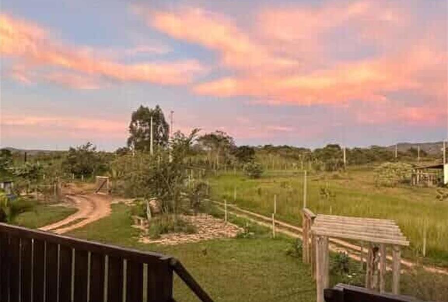 Quarto Duplo com Varanda-2.jpg