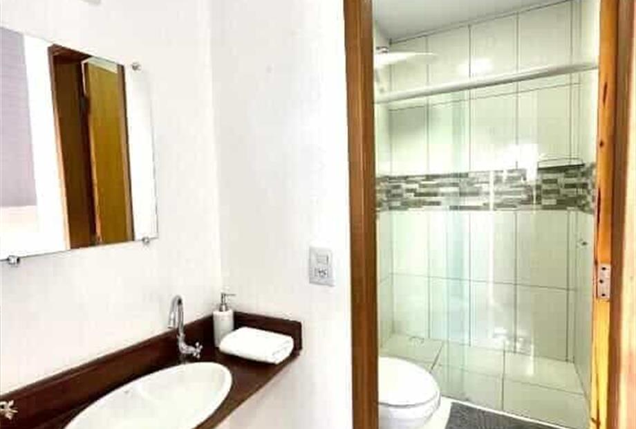 Quarto Duplo com Varanda-4.jpg