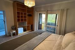 Suíte Luxo com Varanda