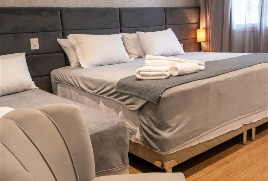 suite 1-6.jpg
