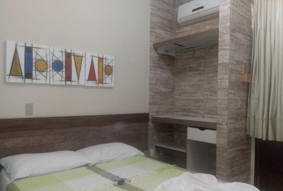 Quarto com Cama de Casal ou 2 de Solteiro-6.jpg