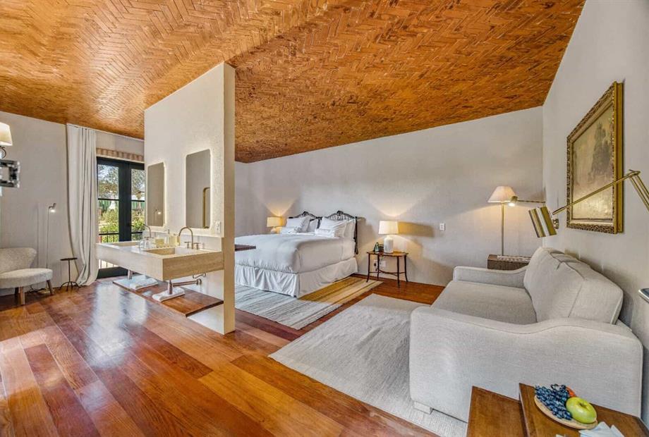 whatsapp image 2025-10-30 at 14.50.43.jpeg