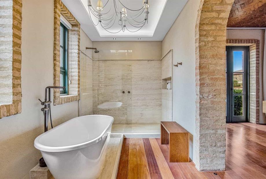 whatsapp image 2025-10-30 at 14.50.44 (2).jpeg