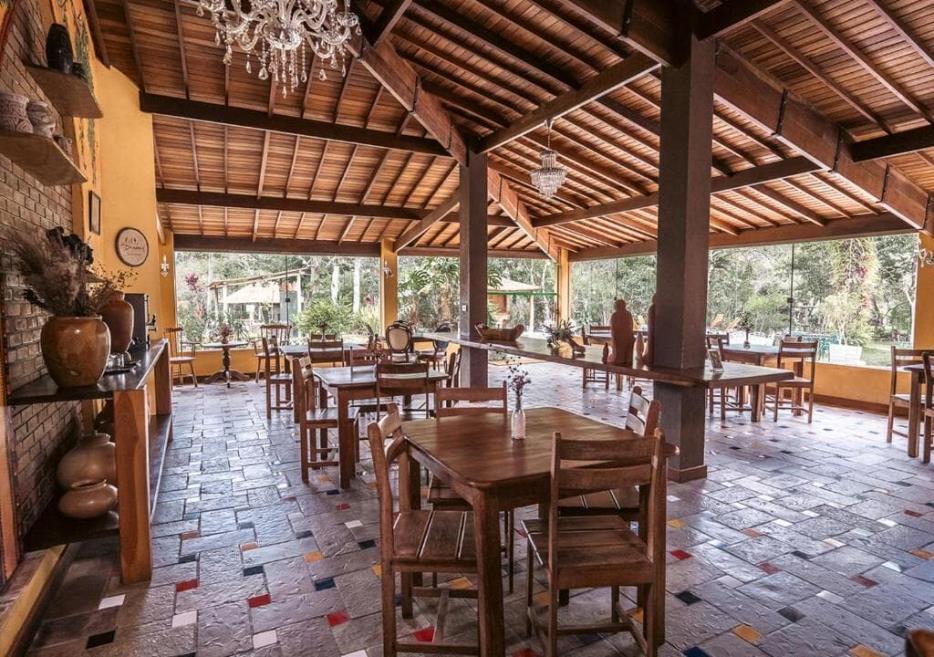 restaurante lugar pra comer.jpg