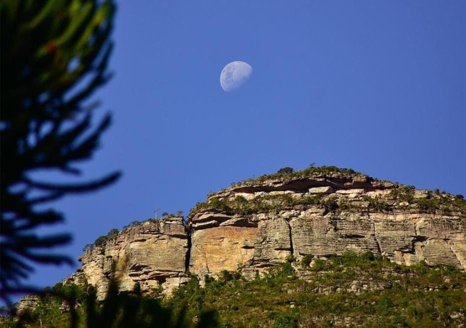 vista lua.jpg