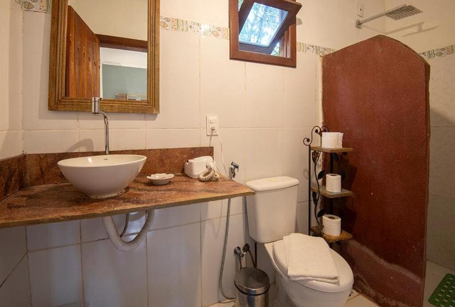 banheiro capao do vale16.jpg