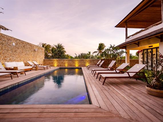 whatsapp image 2025-11-01 at 17.31.10 (33).jpeg