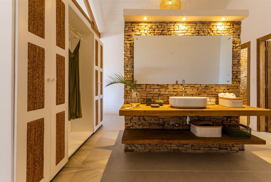 whatsapp image 2025-11-04 at 11.57.37 (2).jpeg