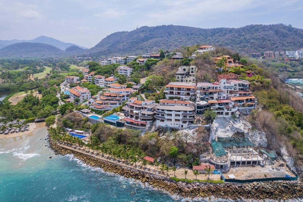 foto dron_b-15 fachada hotel ob6.jpg
