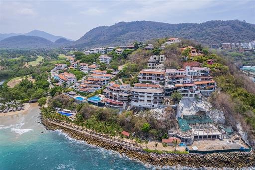 foto dron_b-15 fachada hotel ob6.jpg