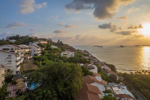 foto dron_b-82 fachada ob4.jpg