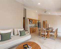 VILLA 1 BEDROOM OCEAN VIEW | 2 BAÑOS - MINI ALBERCA LUJO - 2 SOFA CAMA