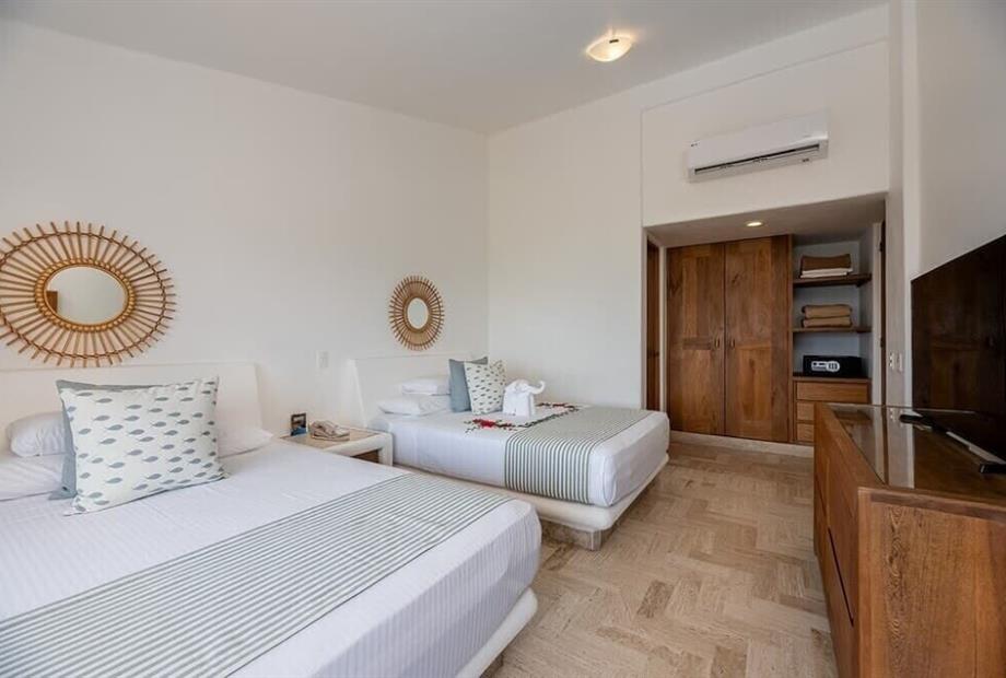 villa 2 baños y 2 sofas ob ob.4.jpg