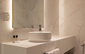Super Luxo Com banheira de hidromassagem do Harmont Hotel