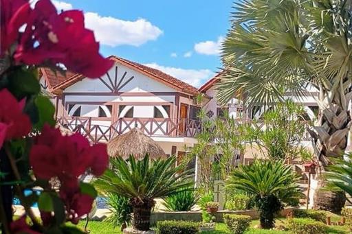 whatsapp image 2025-12-05 at 09.30.27 (4).jpeg