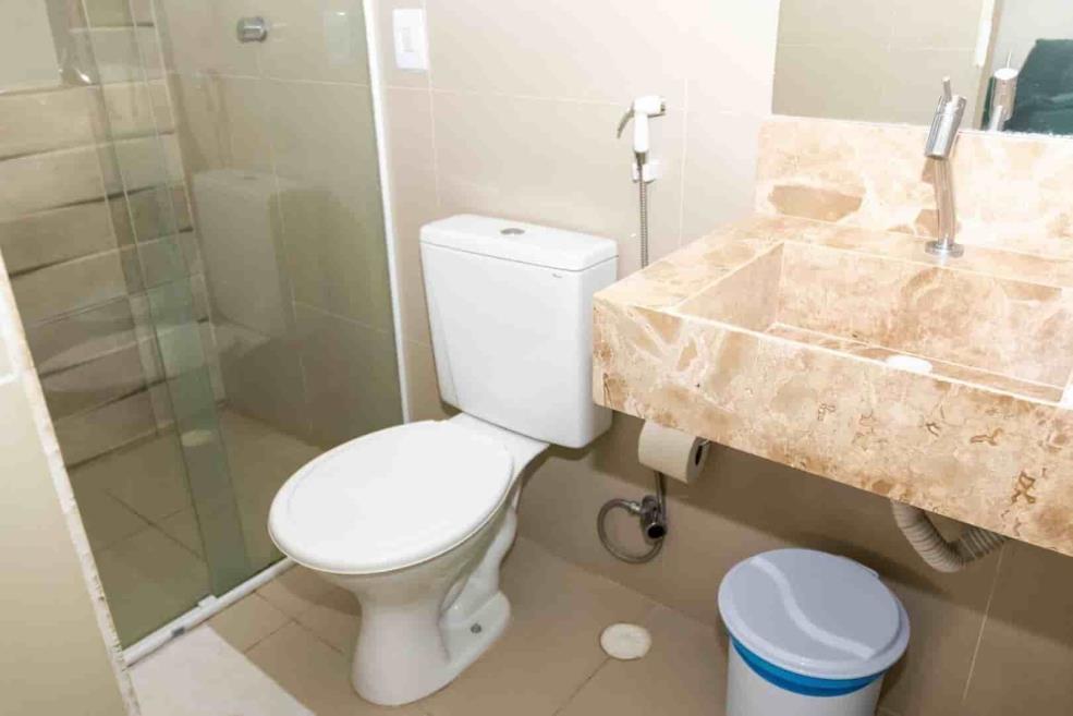 wc-min.jpg