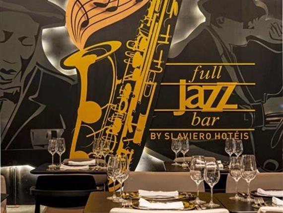 scfj - full jazz bar  (20).jpg