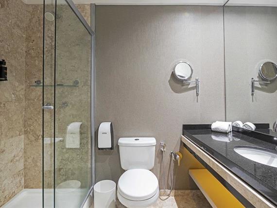 scfj - luxo superior - banheiro (1).jpg