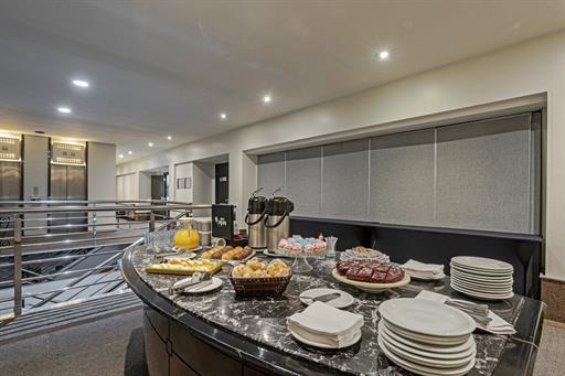 scph - foyer (7).jpg