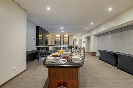 scph - foyer (4).jpg