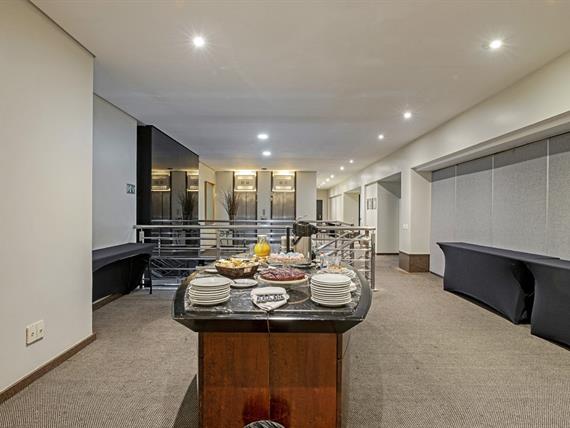 scph - foyer (4).jpg