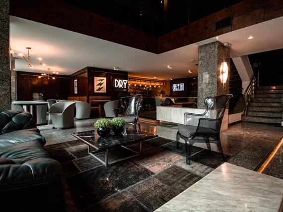 scph - lobby - novas (1).jpg