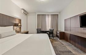Suíte Casal do Slaviero Hotel Curitiba Centro