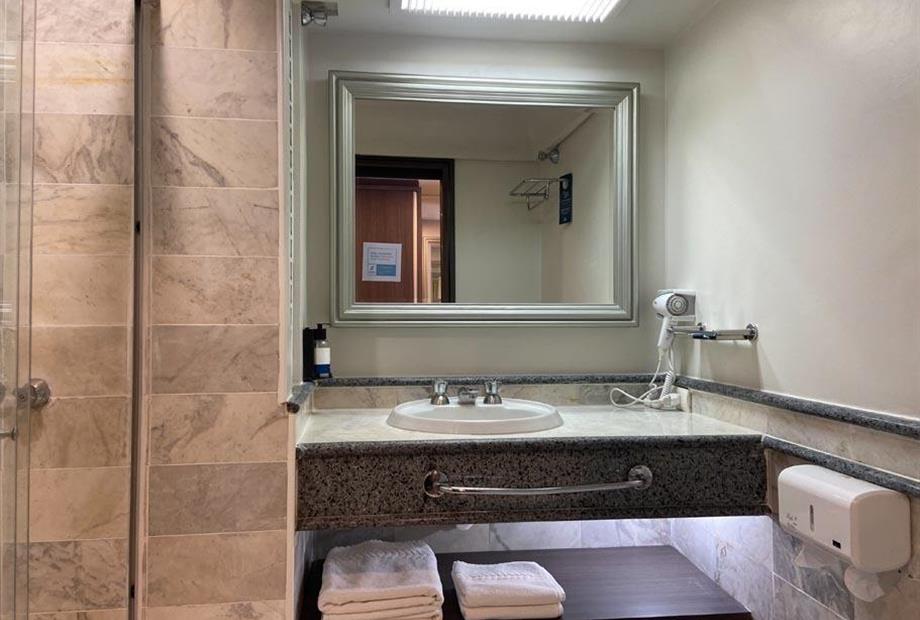 scph - premium casal - banheiro (1).jpg