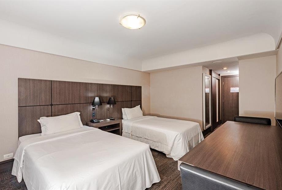 scph - luxo twin (3).jpg