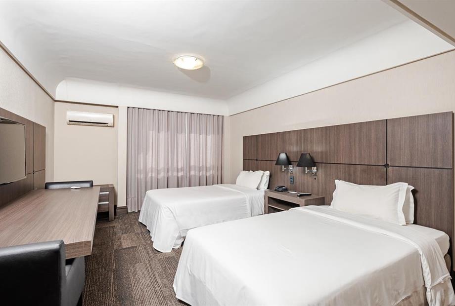 scph - luxo twin (2).jpg