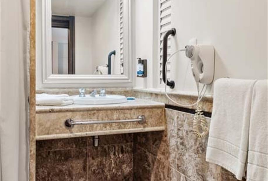 scph - semi-adaptado - banheiro (7).jpg