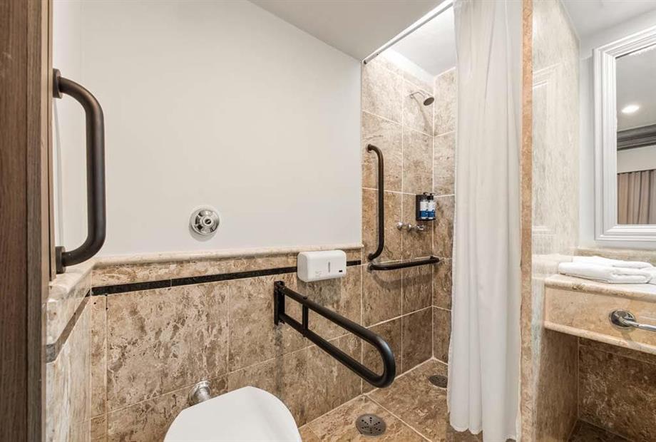 scph - semi-adaptado - banheiro (3).jpg