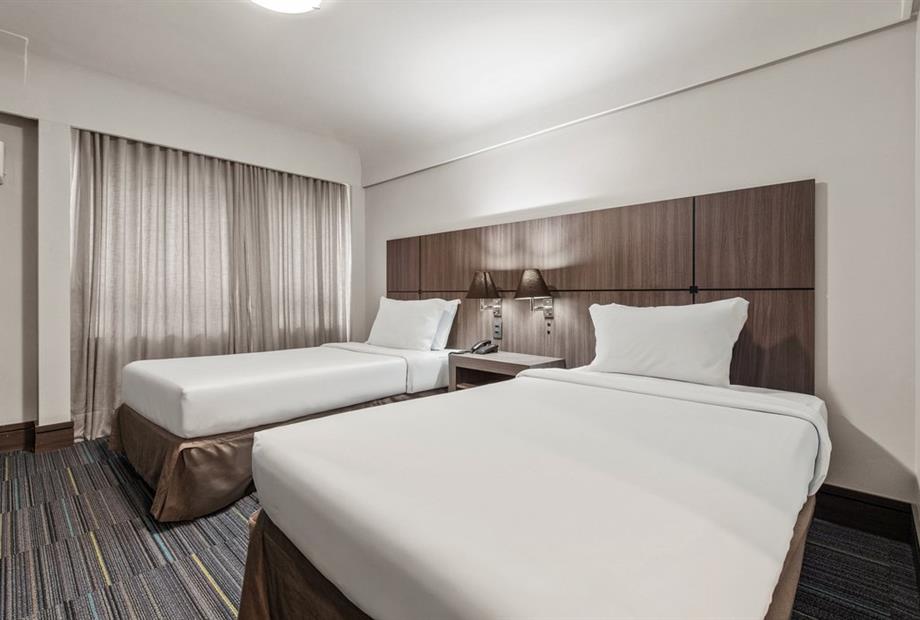 scph - luxo twin (5).jpg