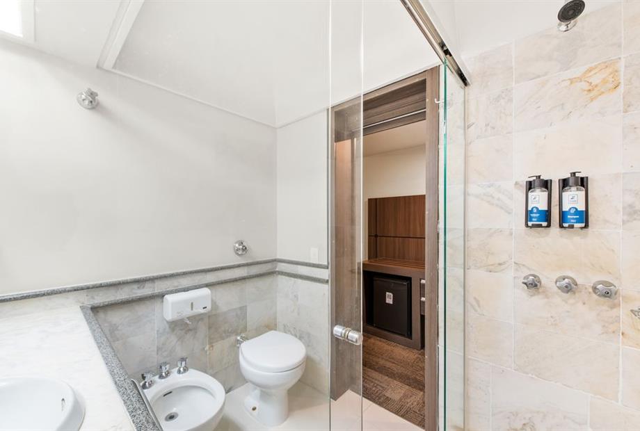 scph - luxo twin - banheiro (2).jpg