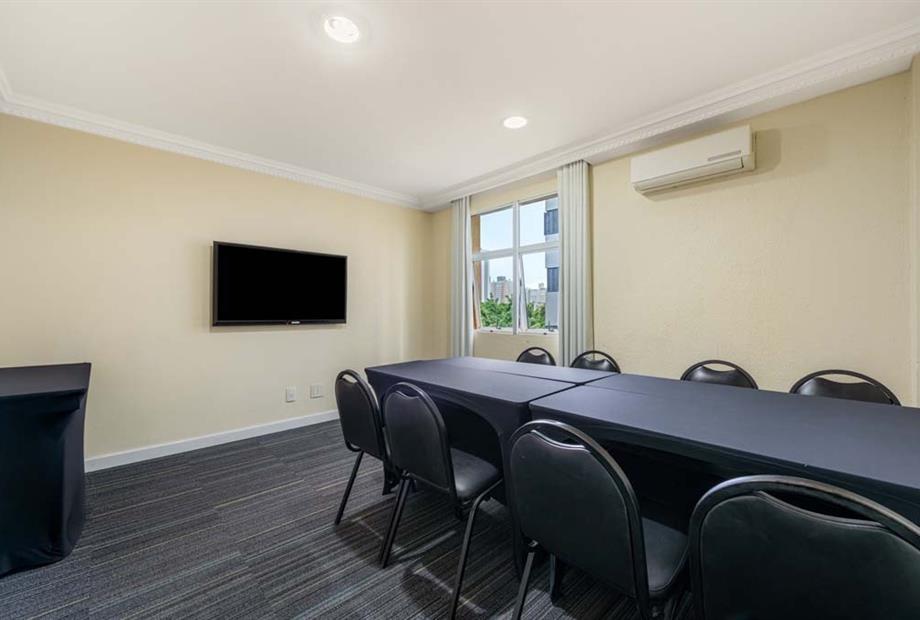 scrf - eventos - sala wall street (1).jpg