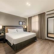 Suíte Casal com sofá cama