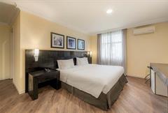 Superior com sofá cama