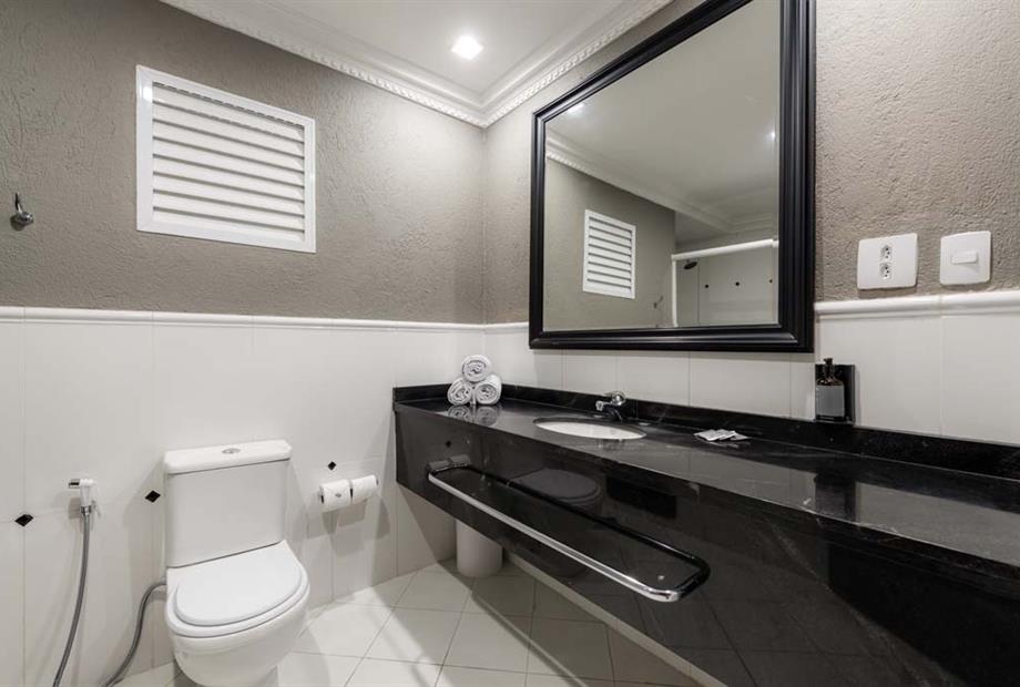 scrf - superior casal - banheiro (2).jpg