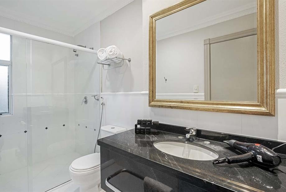 scrf - luxo twin - banheiro (3).jpg