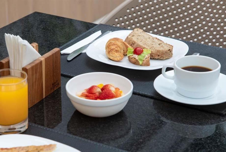 slxv - café da manhã (14).jpg