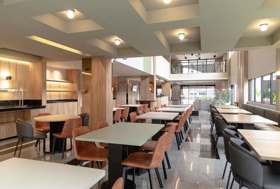 slxv - restaurante (3).jpg