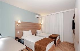 Standard Twin - Pet Friendly do Slim Hotel Curitiba Alto da XV