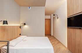 Standard PcD - Pet Friendly do Slim Hotel Curitiba Alto da XV