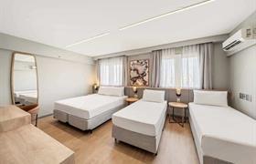 Luxo Quadruplo de Slim Hotel São Paulo Congonhas - Aeroporto