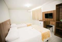 Quarto Duplo