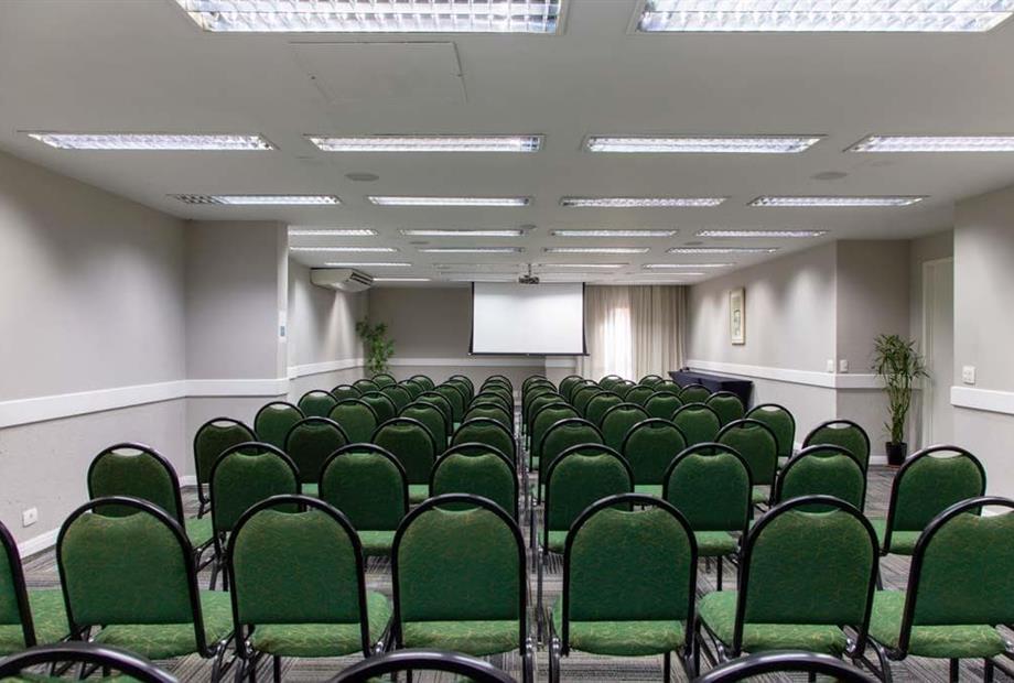 suct - eventos - sala snowmass - auditório (5).jpg