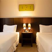 Suíte Triplo Solteiro com Sofá Cama