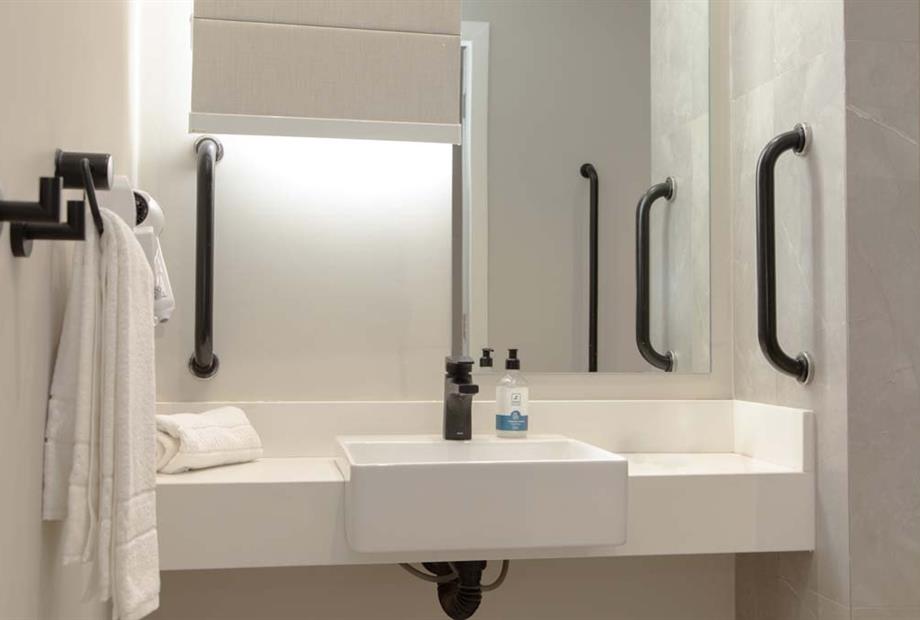 suct - luxo pcd - banheiro (2).jpg